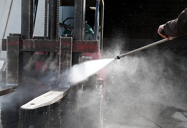 Best Restaurant Pressure Washing  in Thompsonville, CT